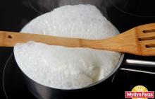 Wie man Reisbrei mit Milch kocht